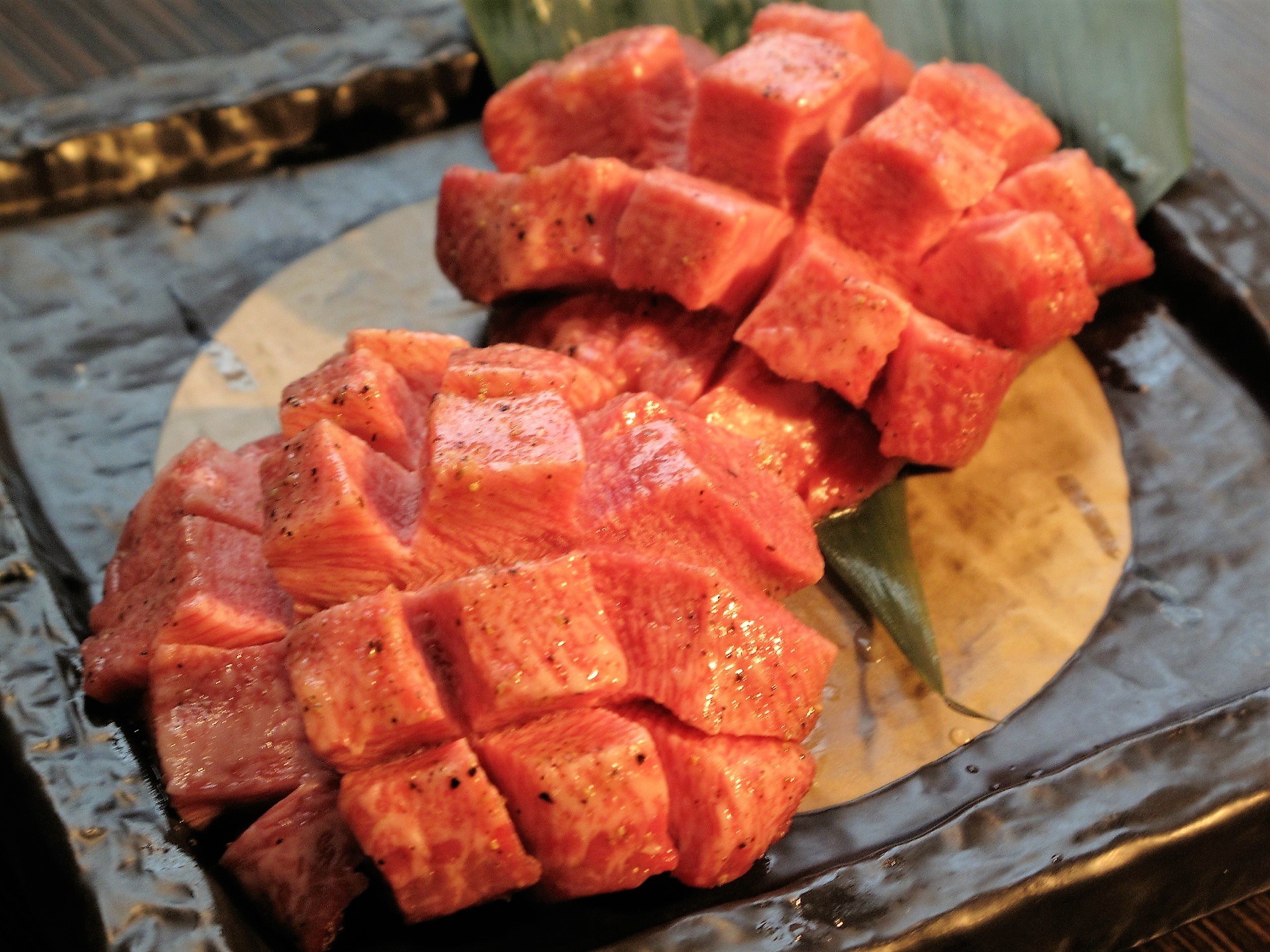 華咲牛タンはこう焼く 山形 酒田市 鶴岡市 庄内町 家族連れ 個室で焼肉 炭火焼肉庄内ホルモン 公式